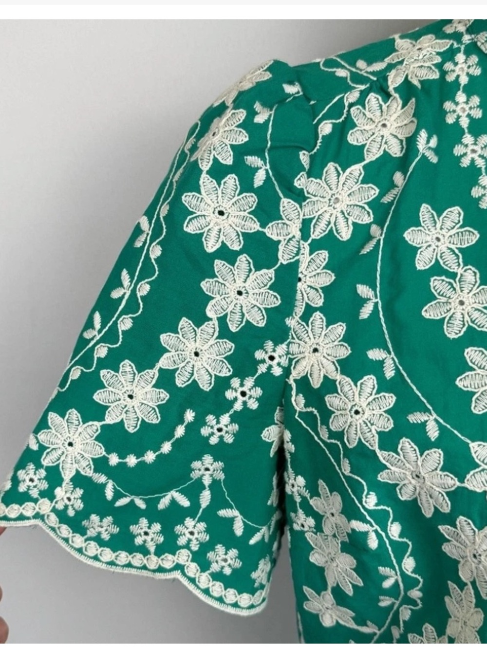 Sézane Green Dahlia Blouse Ecru Embroidery Short Sleeve Ruffle Med French 38/US6 - Picture 6 of 11